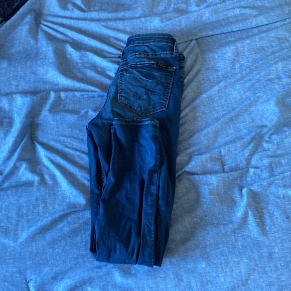 BEST BUTT LOOKING JEANS EVER!!! - Picture 3 of 3